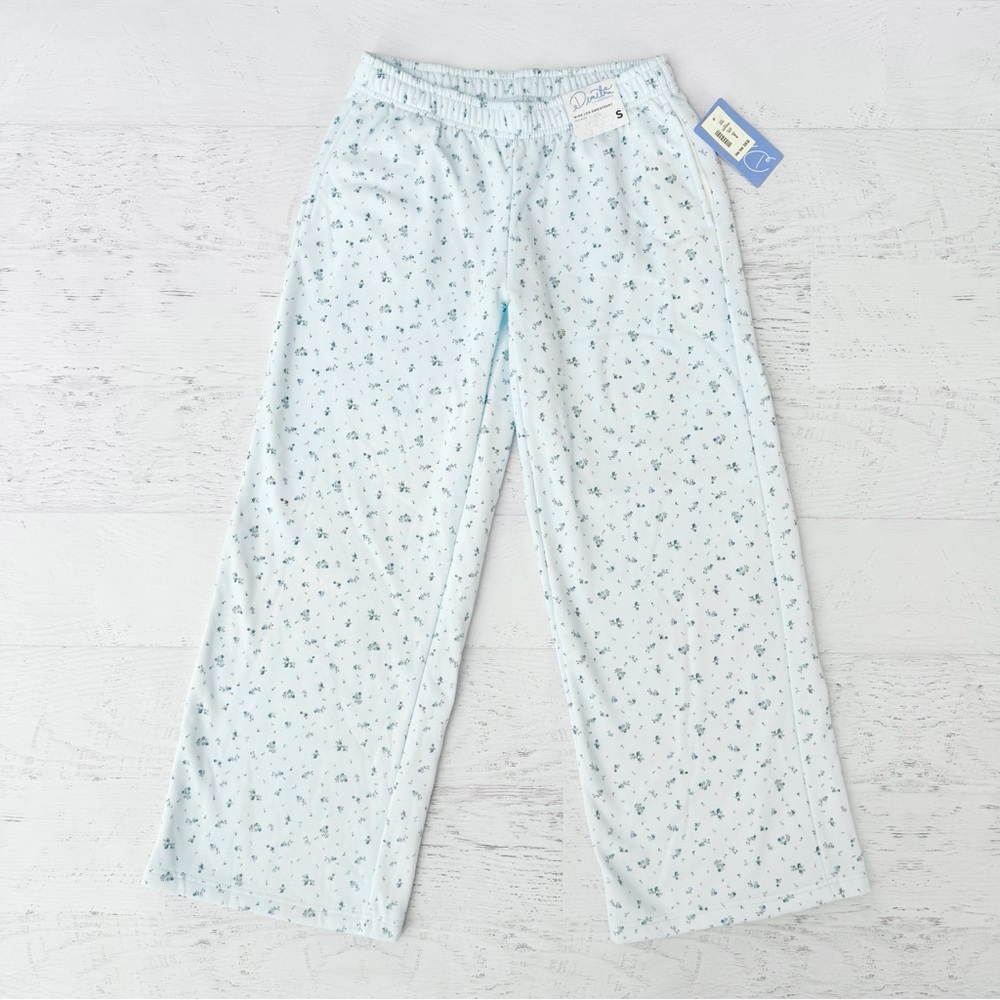 NWT Blue Aeropostale Floral Wide Leg Sweatpants Size Small Demetra